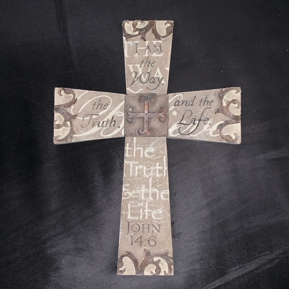 NWT cross